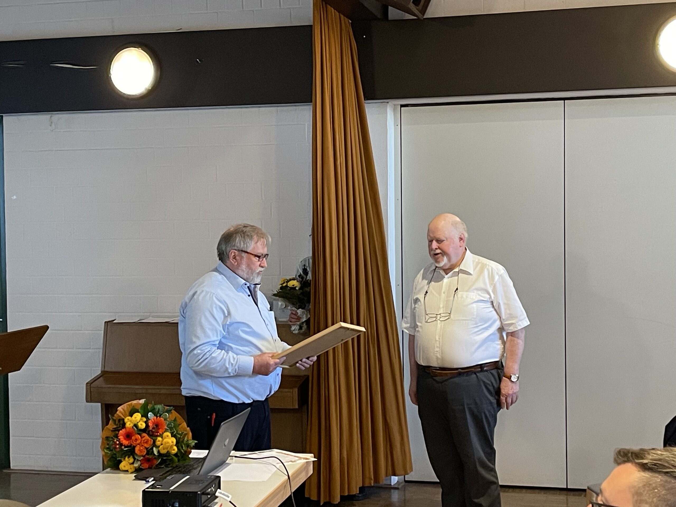 Presse – Viel Neues aus der Historie